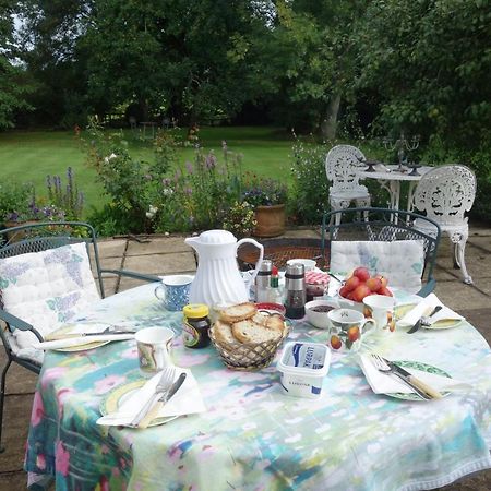 St Michaels House Bed & Breakfast Crediton Eksteriør bilde