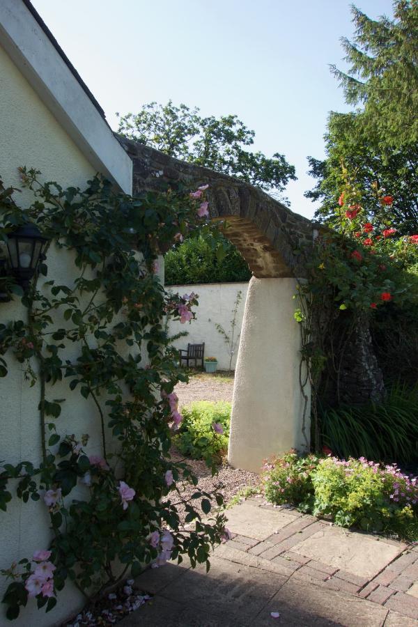 St Michaels House Bed & Breakfast Crediton Eksteriør bilde