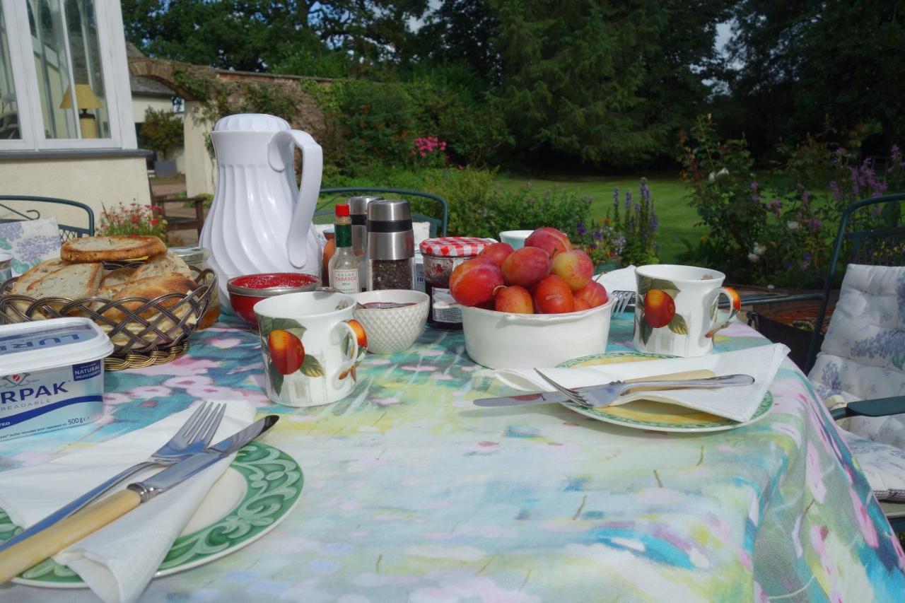St Michaels House Bed & Breakfast Crediton Eksteriør bilde